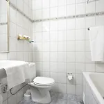 Dania Hotel 3*